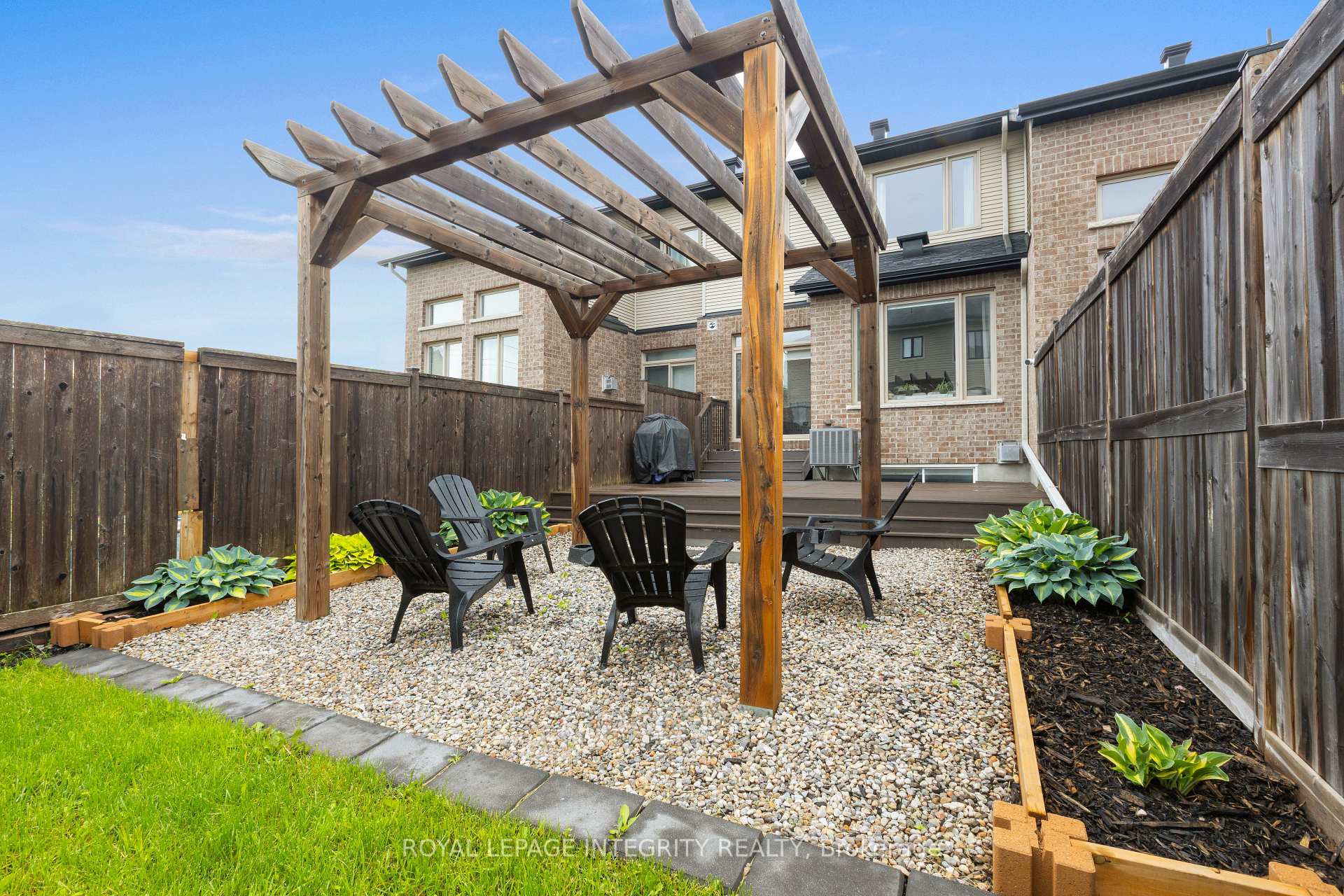 Photo 35 of 246 Cooks Mill Crescent, Ottawa, Riverside South — HOMEH
