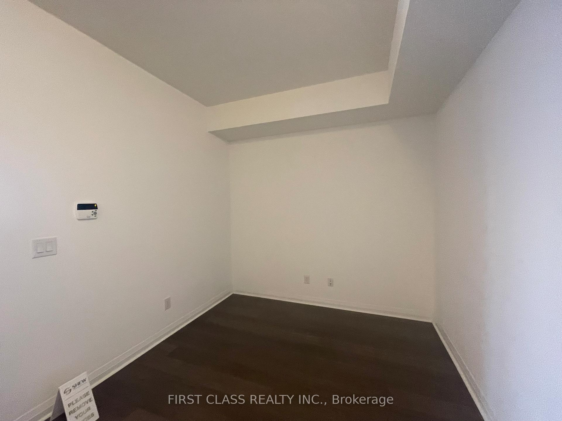 Photo 10 of Unit 1106, 55 Oneida Crescent, Richmond Hill, Langstaff — HOMEH