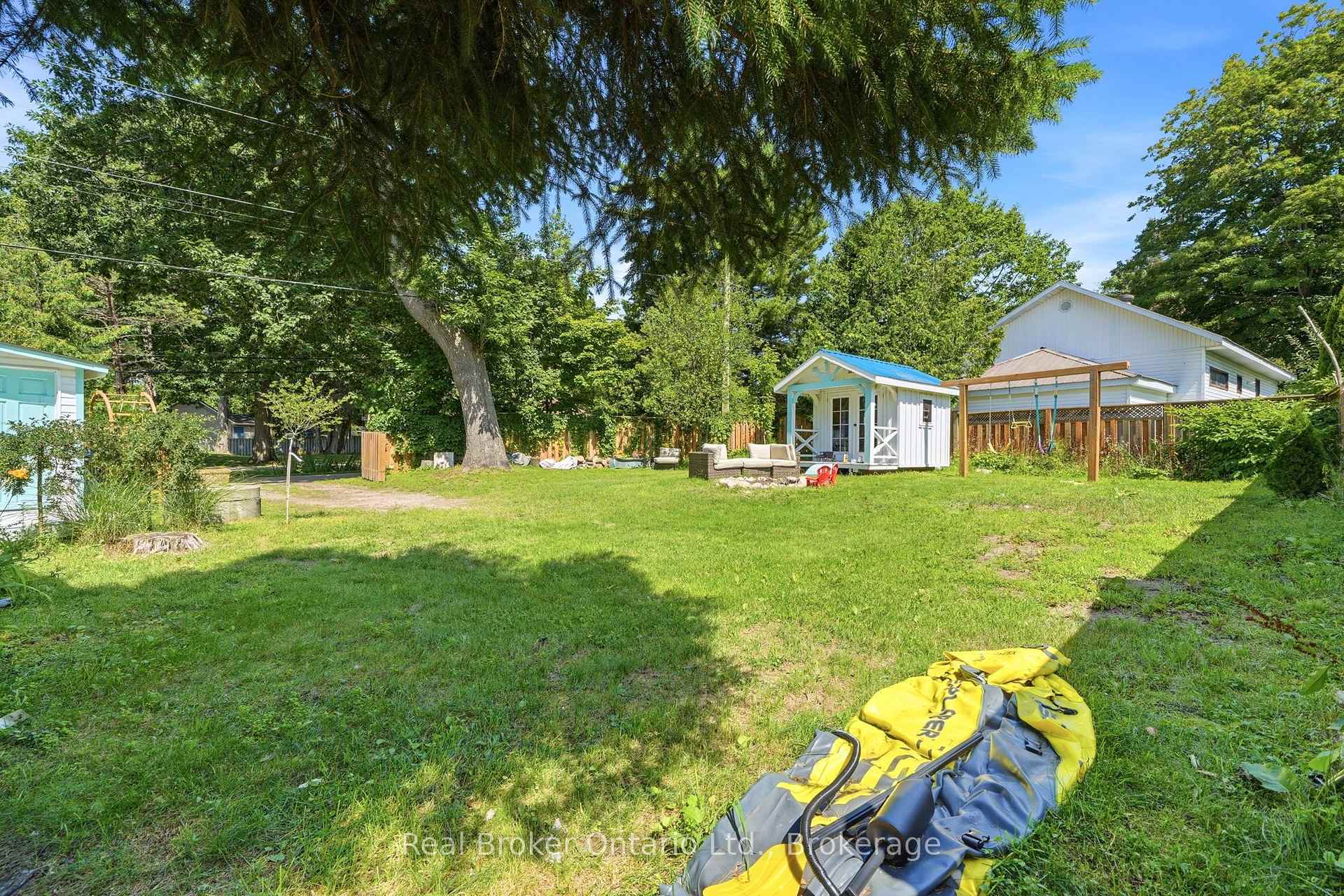 Photo 36 of 7 Oliver Drive, Tiny, Rural Tiny — HOMEH