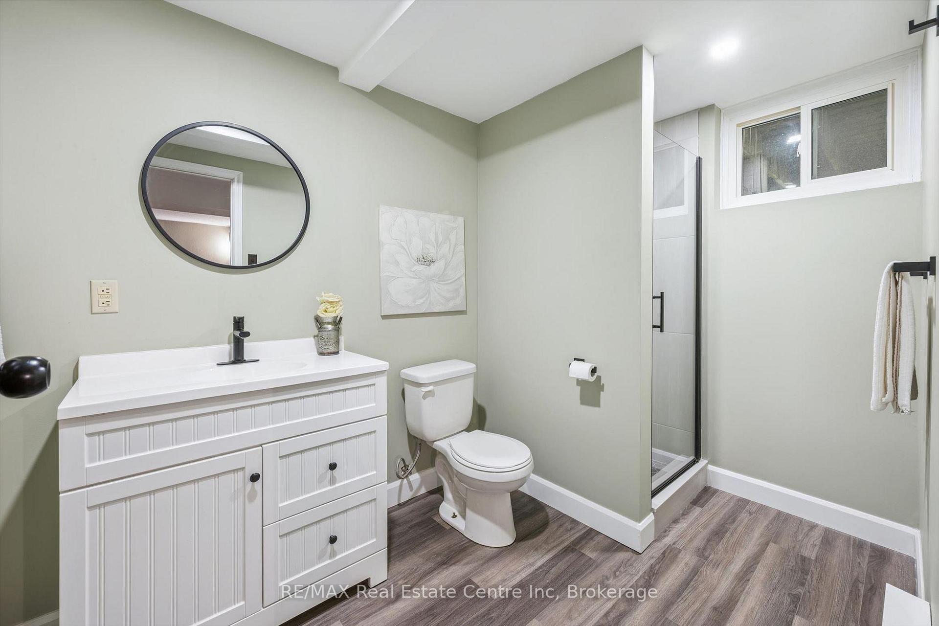 Photo 17 of 35 Eastview Road, Guelph, Grange Road — HOMEH