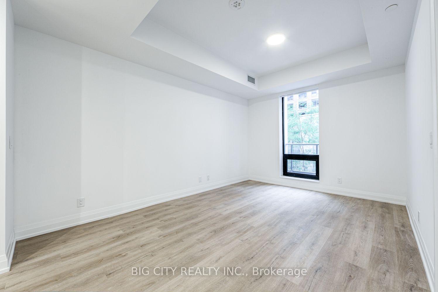 Photo 17 of Unit M05, 36 Brentcliffe Road, Toronto, Thorncliffe Park — HOMEH