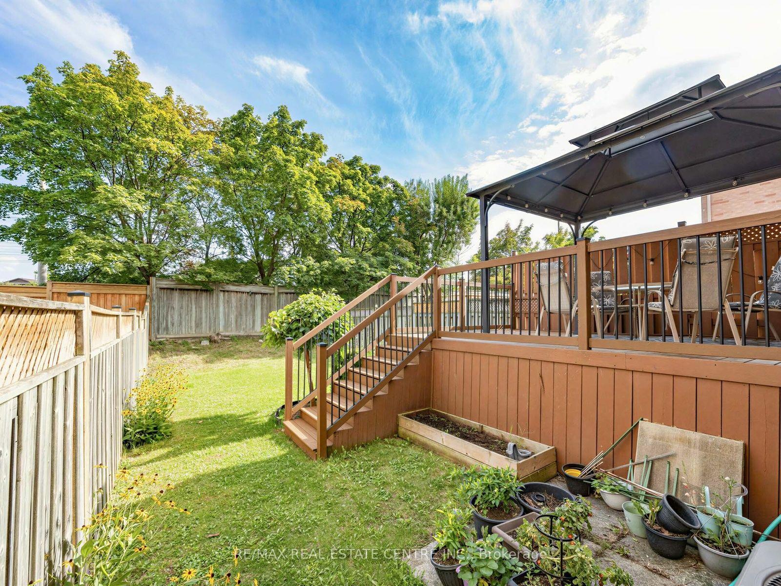 Photo 3 of 3042 Pendleton Road, Mississauga, Meadowvale — HOMEH