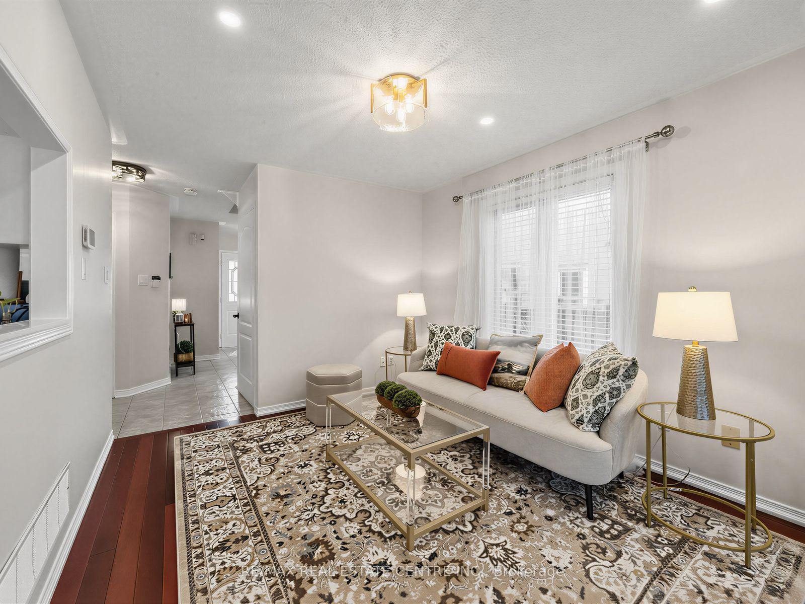 Photo 10 of 3042 Pendleton Road, Mississauga, Meadowvale — HOMEH