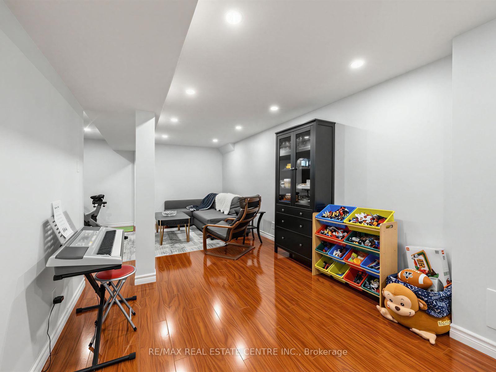 Photo 28 of 3042 Pendleton Road, Mississauga, Meadowvale — HOMEH