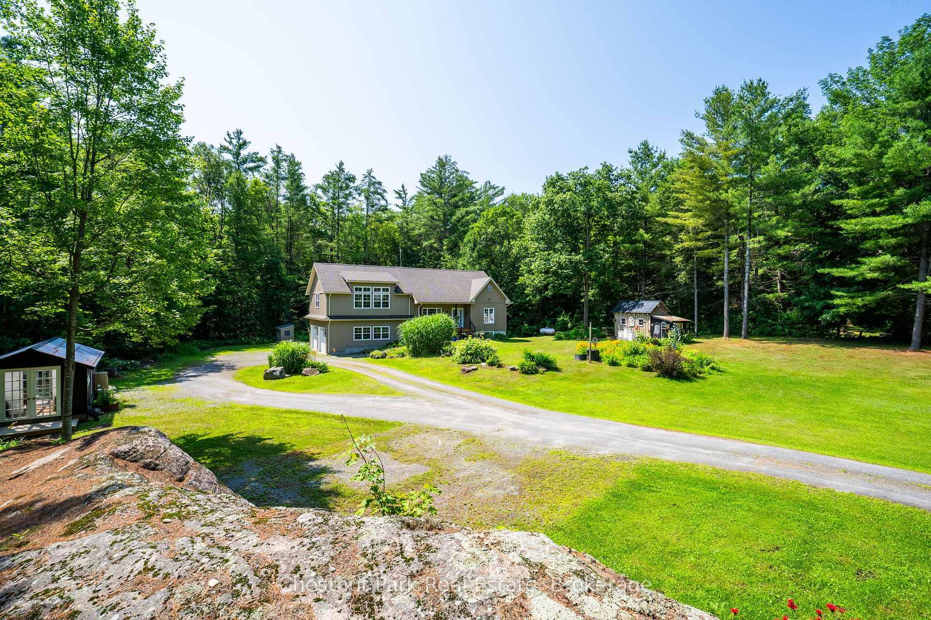 Photo 5 of 1130 Taylor Road, Bracebridge, Macaulay — HOMEH