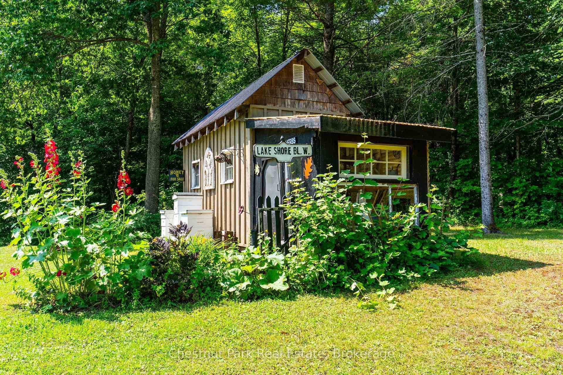 Photo 9 of 1130 Taylor Road, Bracebridge, Macaulay — HOMEH