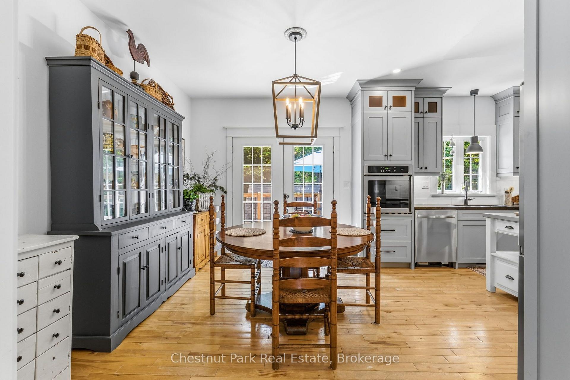 Photo 12 of 1130 Taylor Road, Bracebridge, Macaulay — HOMEH