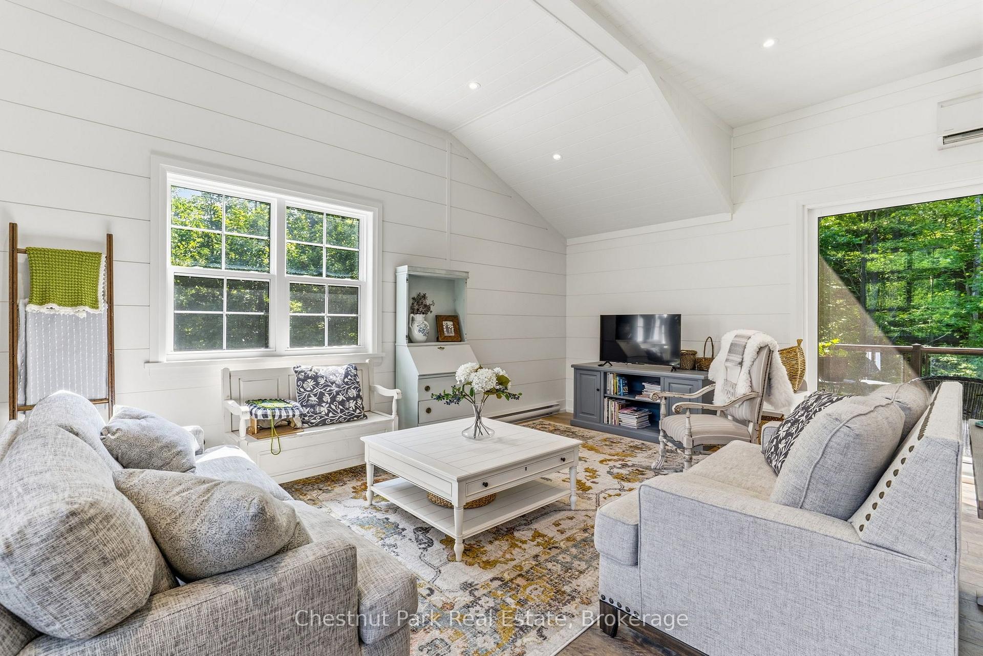 Photo 18 of 1130 Taylor Road, Bracebridge, Macaulay — HOMEH