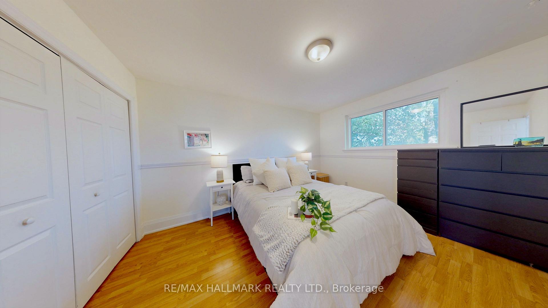 Photo 26 of 781 Pam Crescent, Newmarket, Huron Heights-Leslie Valley — HOMEH