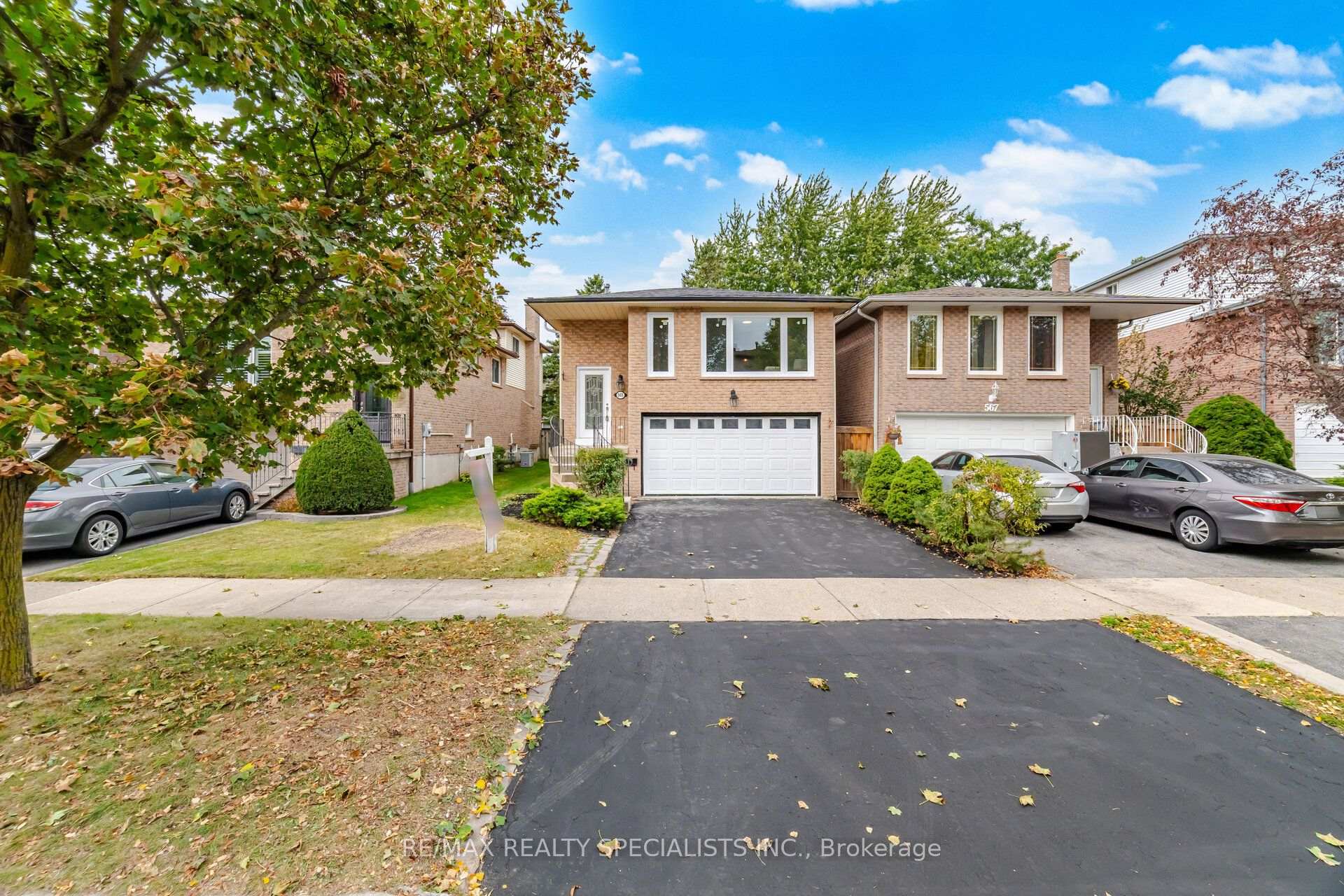 Photo 2 of 565 Hayward Crescent, Milton, Timberlea — HOMEH