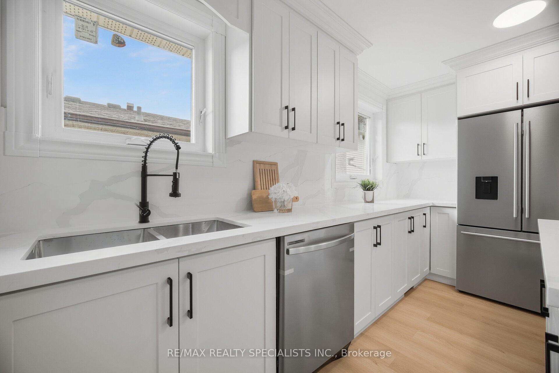 Photo 21 of 565 Hayward Crescent, Milton, Timberlea — HOMEH