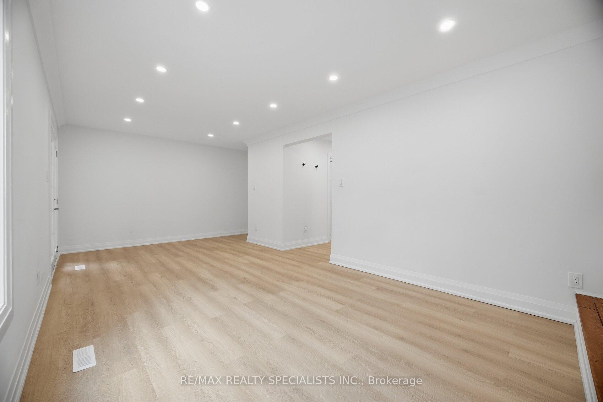 Photo 28 of 565 Hayward Crescent, Milton, Timberlea — HOMEH