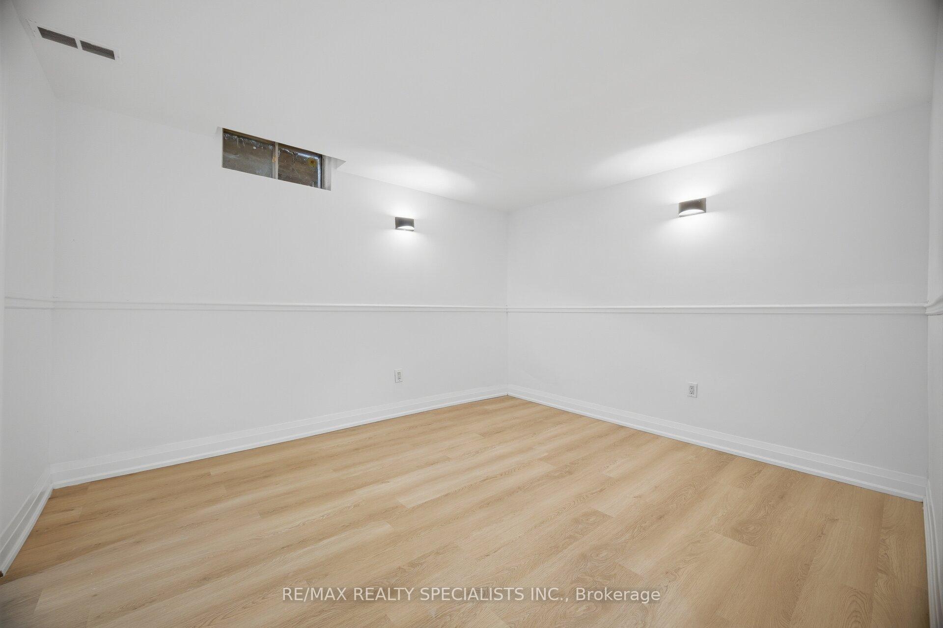 Photo 44 of 565 Hayward Crescent, Milton, Timberlea — HOMEH