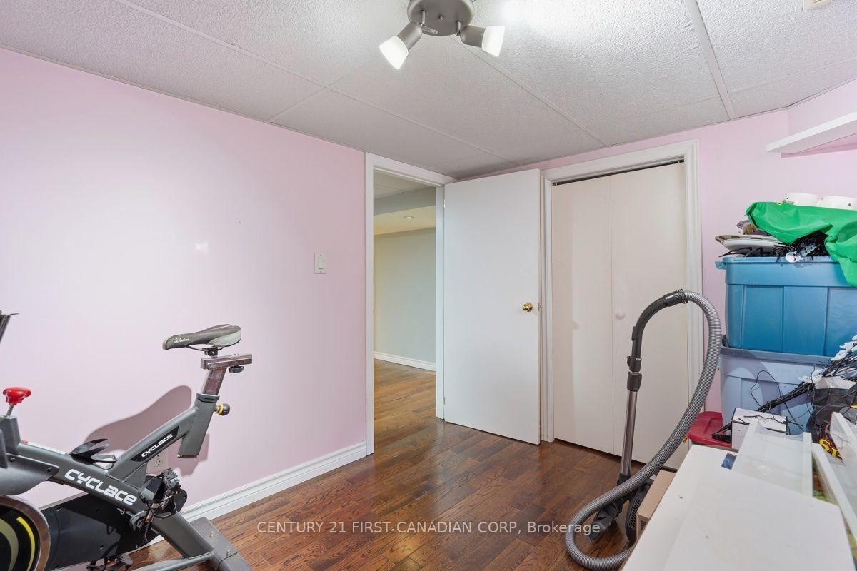 Photo 25 of 283 Spruce Street, London, East H — HOMEH