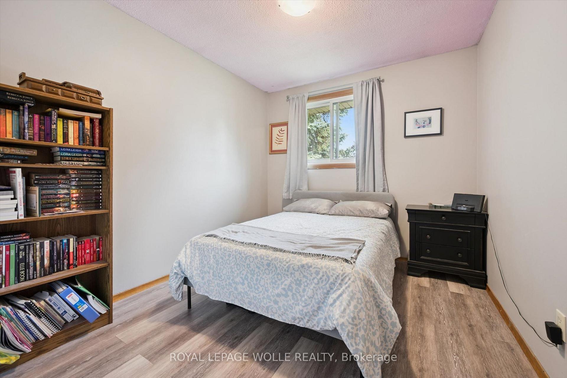Photo 26 of 121 Nathaniel Crescent, Kitchener, Brigadoon — HOMEH
