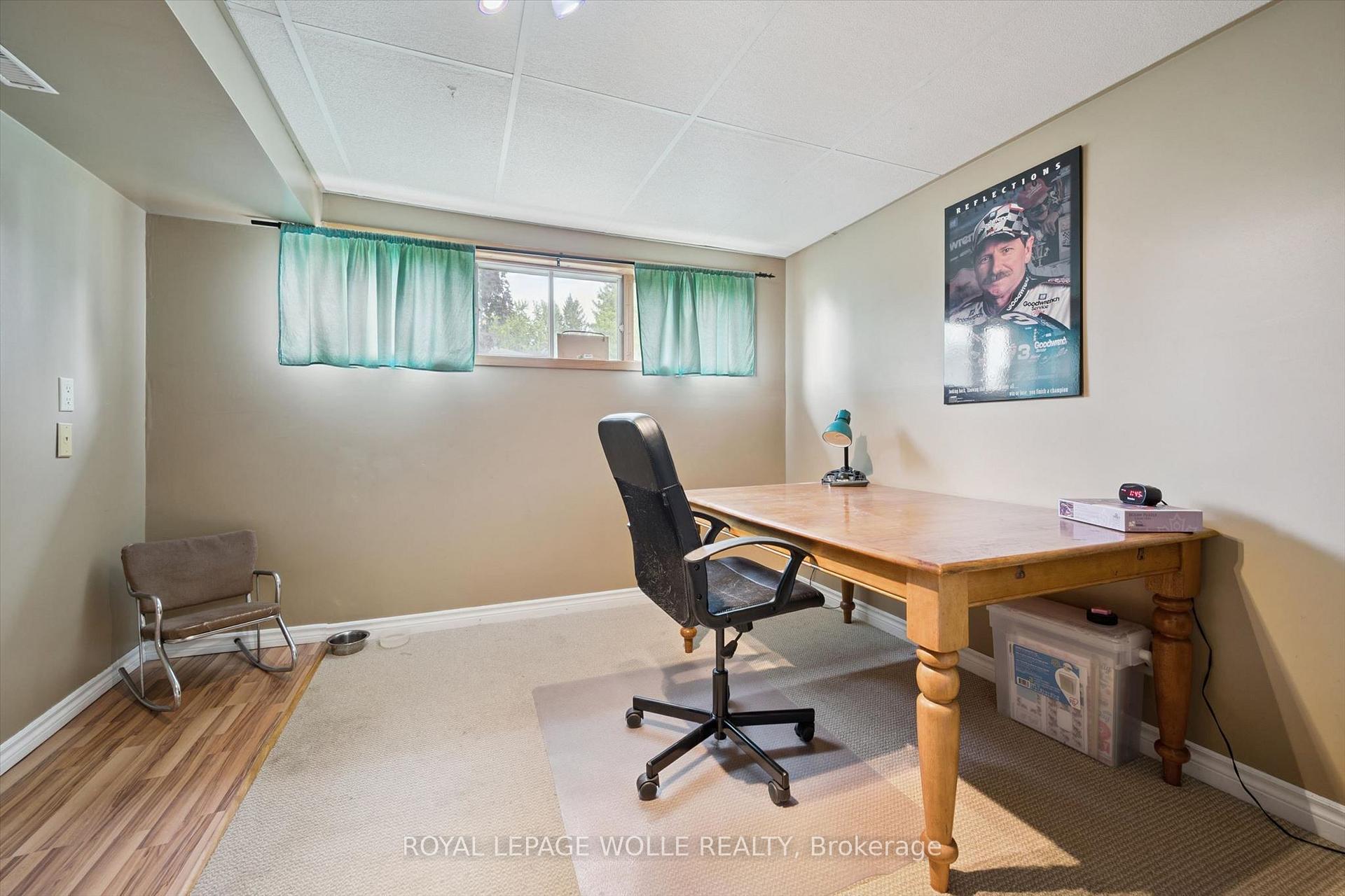 Photo 33 of 121 Nathaniel Crescent, Kitchener, Brigadoon — HOMEH