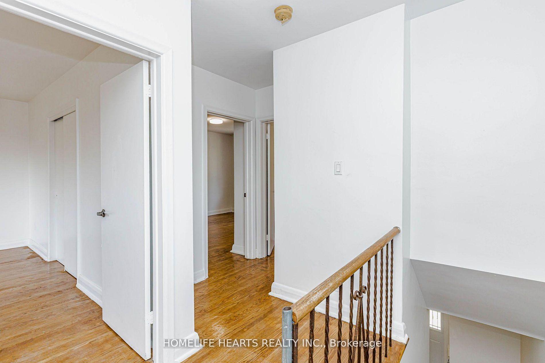 Photo 36 of 6 Dittmer Crescent, Etobicoke, West Humber-Clairville — HOMEH