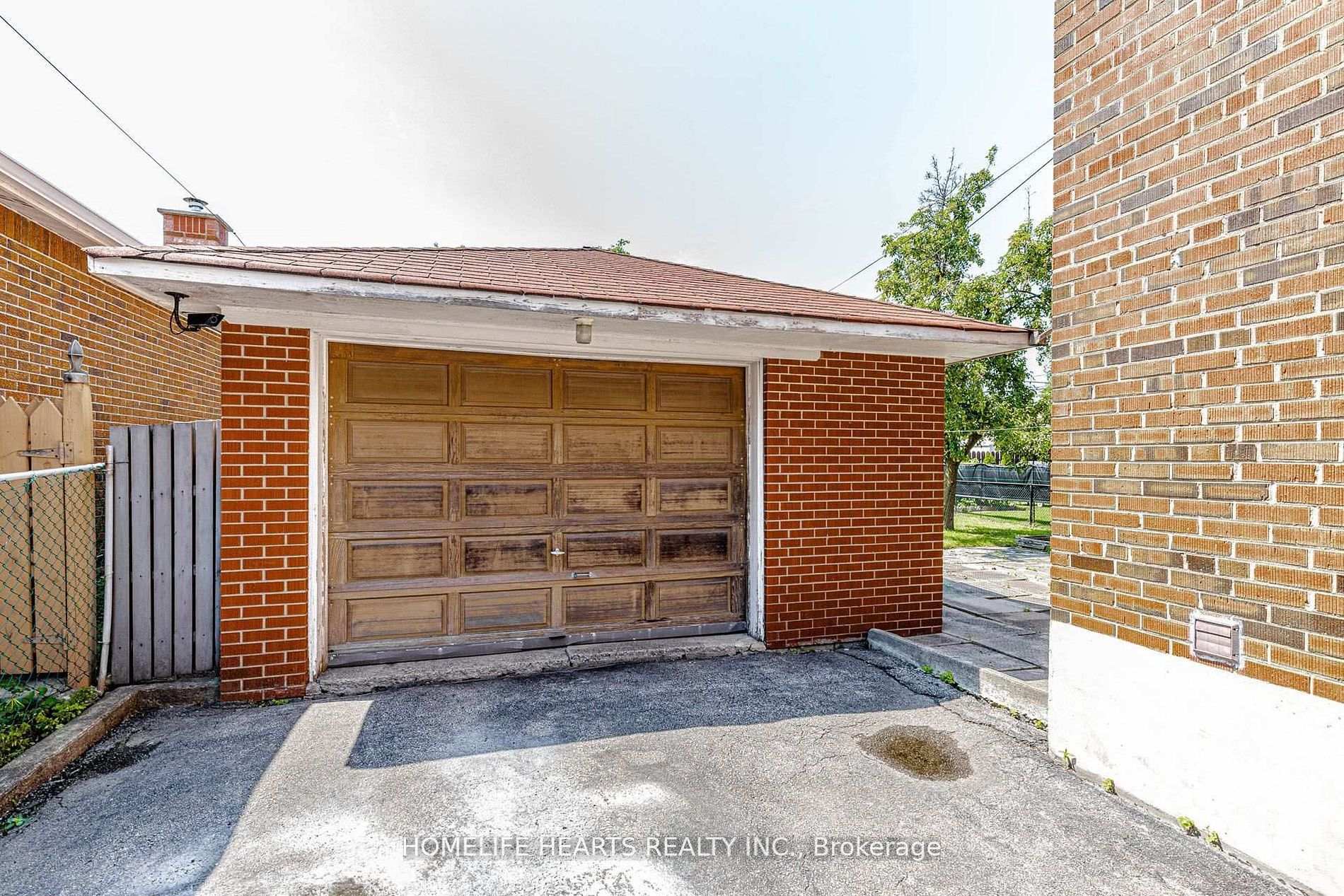 Photo 46 of 6 Dittmer Crescent, Etobicoke, West Humber-Clairville — HOMEH