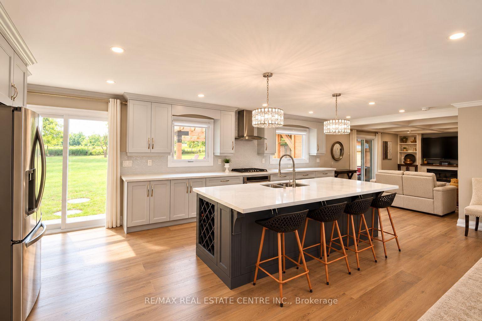 Photo 37 of 8 Kevinwood Drive, Caledon, Caledon Village — HOMEH