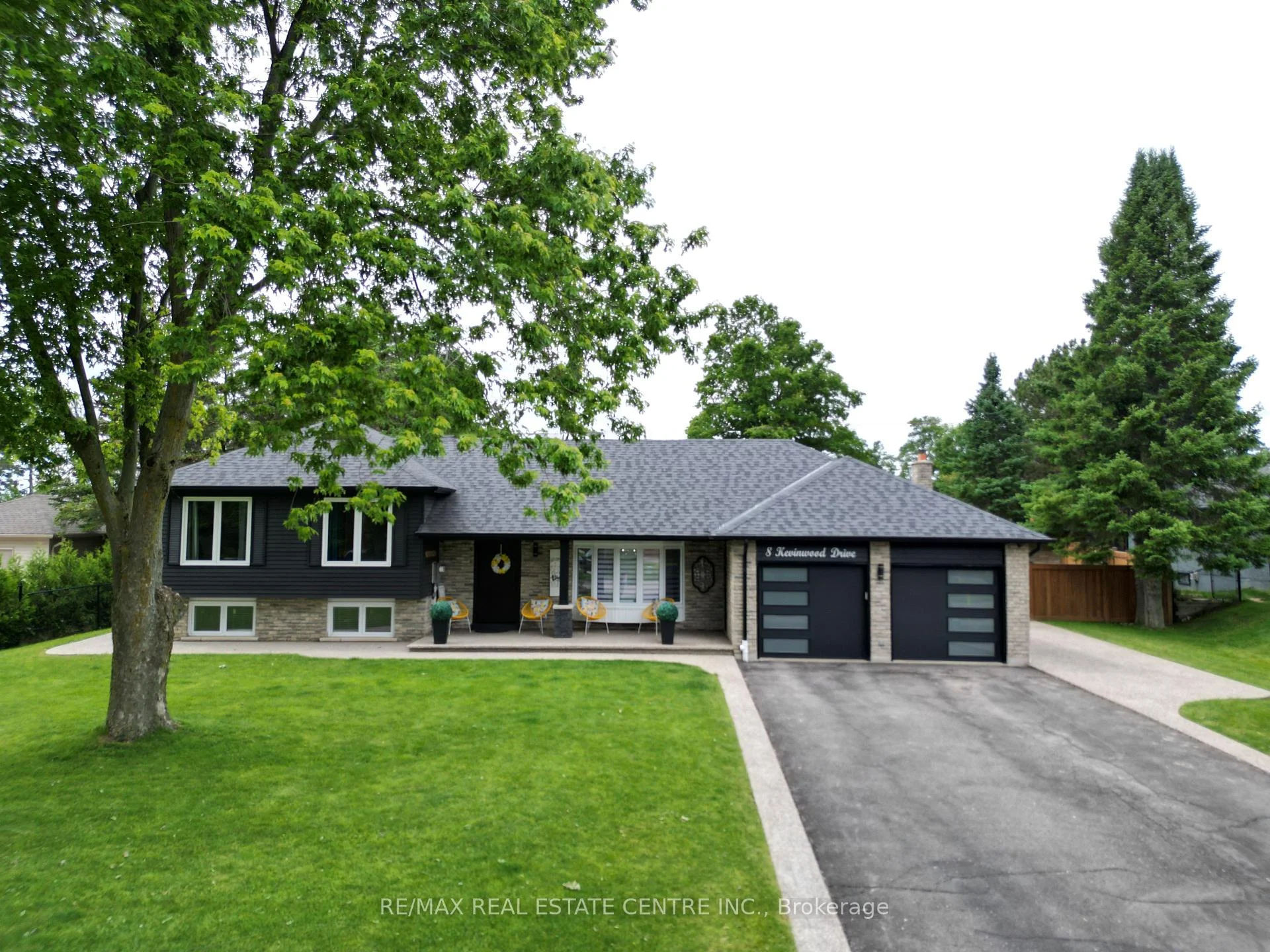 Photo 4 of 8 Kevinwood Drive, Caledon, Caledon Village — HOMEH