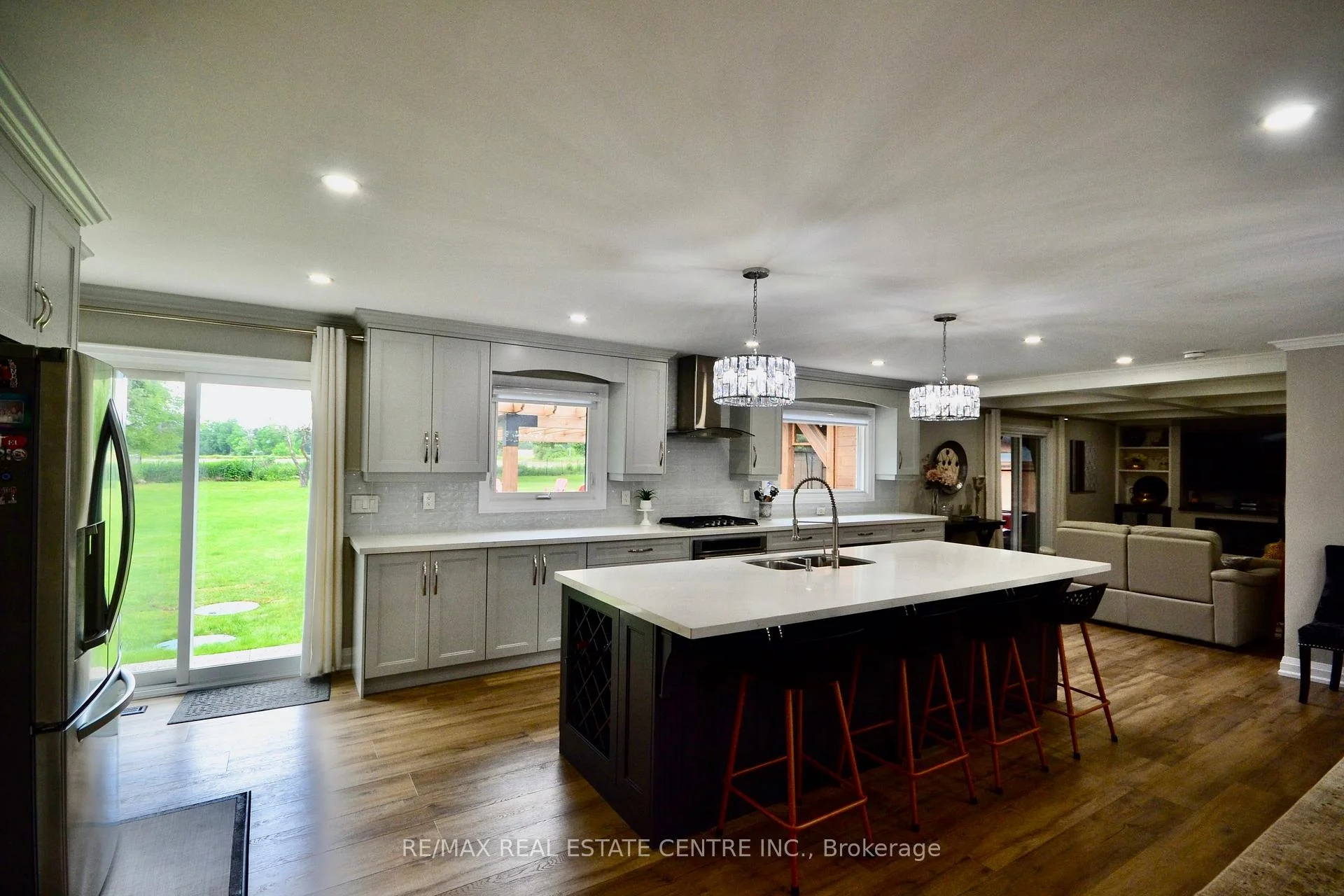 Photo 10 of 8 Kevinwood Drive, Caledon, Caledon Village — HOMEH