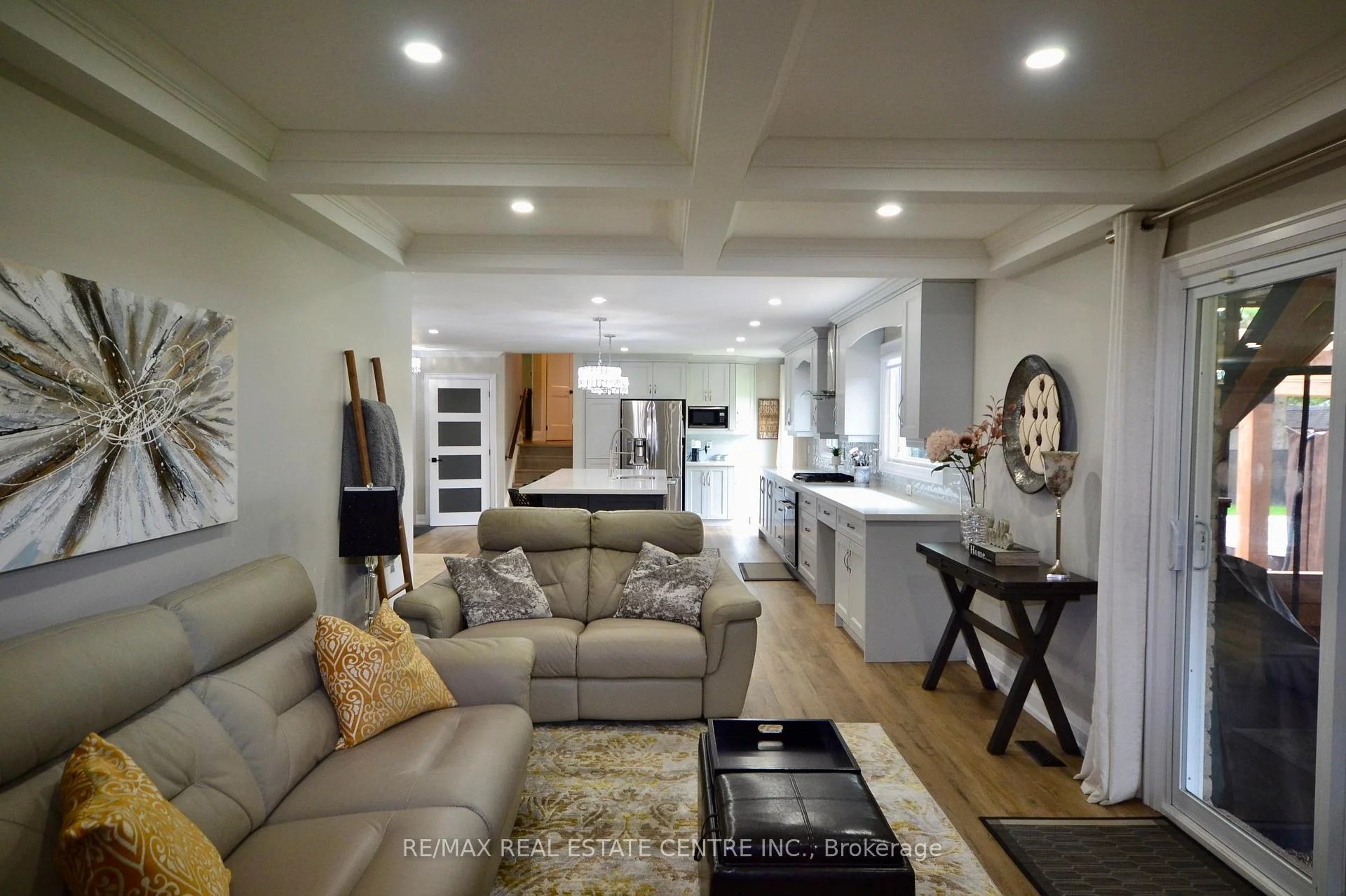 Photo 14 of 8 Kevinwood Drive, Caledon, Caledon Village — HOMEH