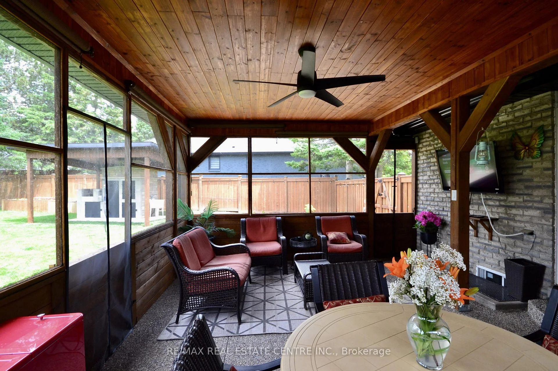 Photo 16 of 8 Kevinwood Drive, Caledon, Caledon Village — HOMEH
