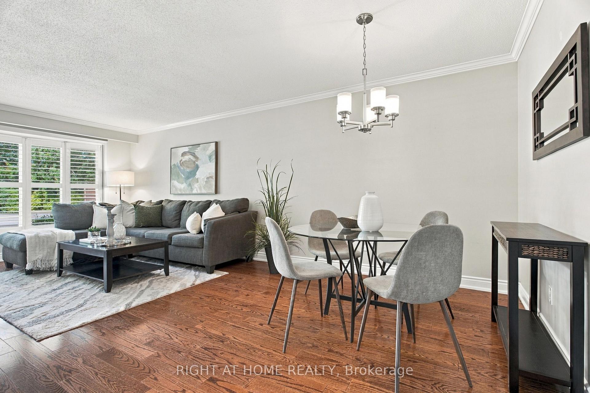 Photo 14 of 20 Mono Court, Brampton, Brampton East — HOMEH