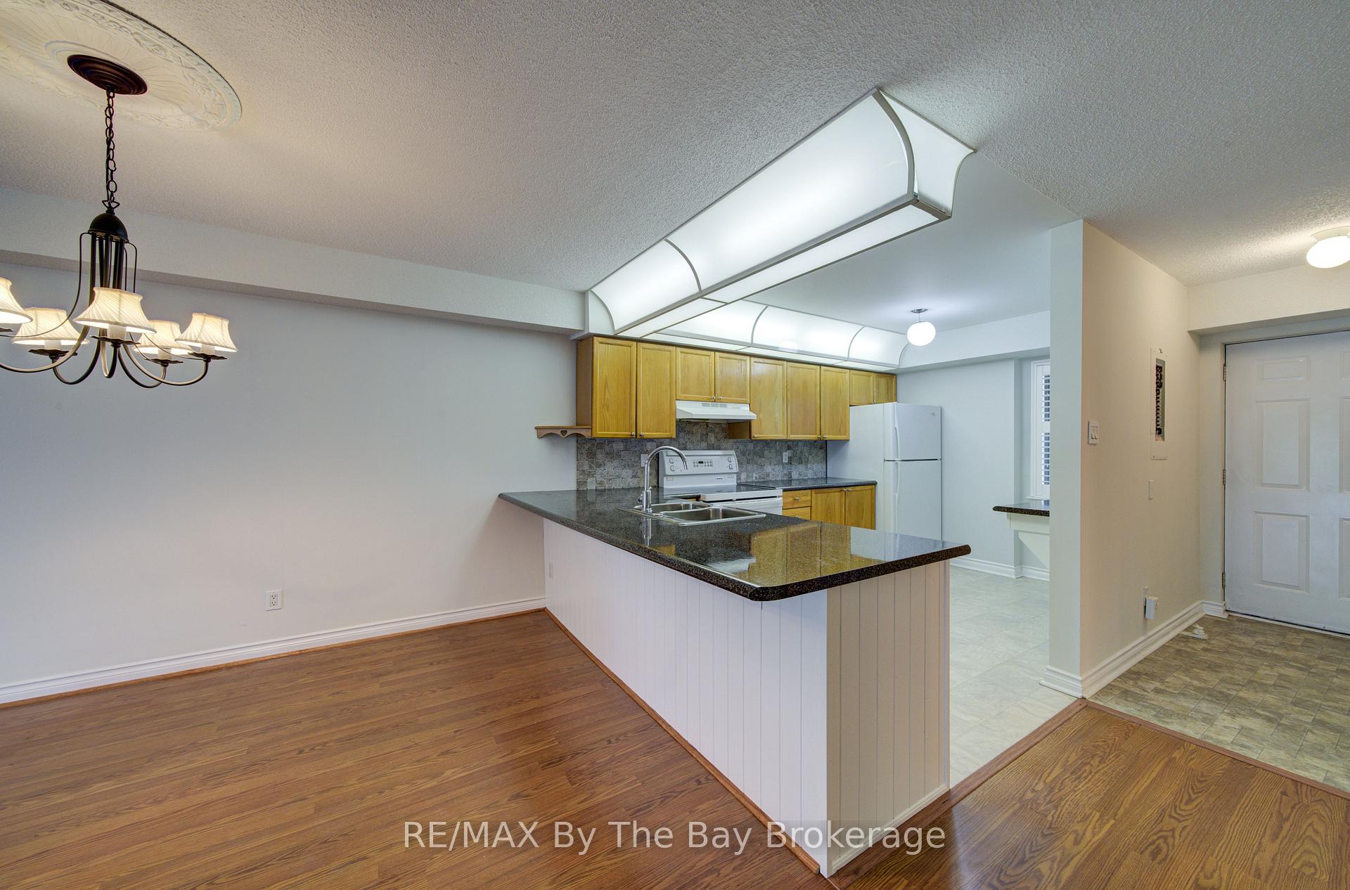 Photo 8 of Unit 8, 30 Mulligan Lane, Wasaga Beach — HOMEH