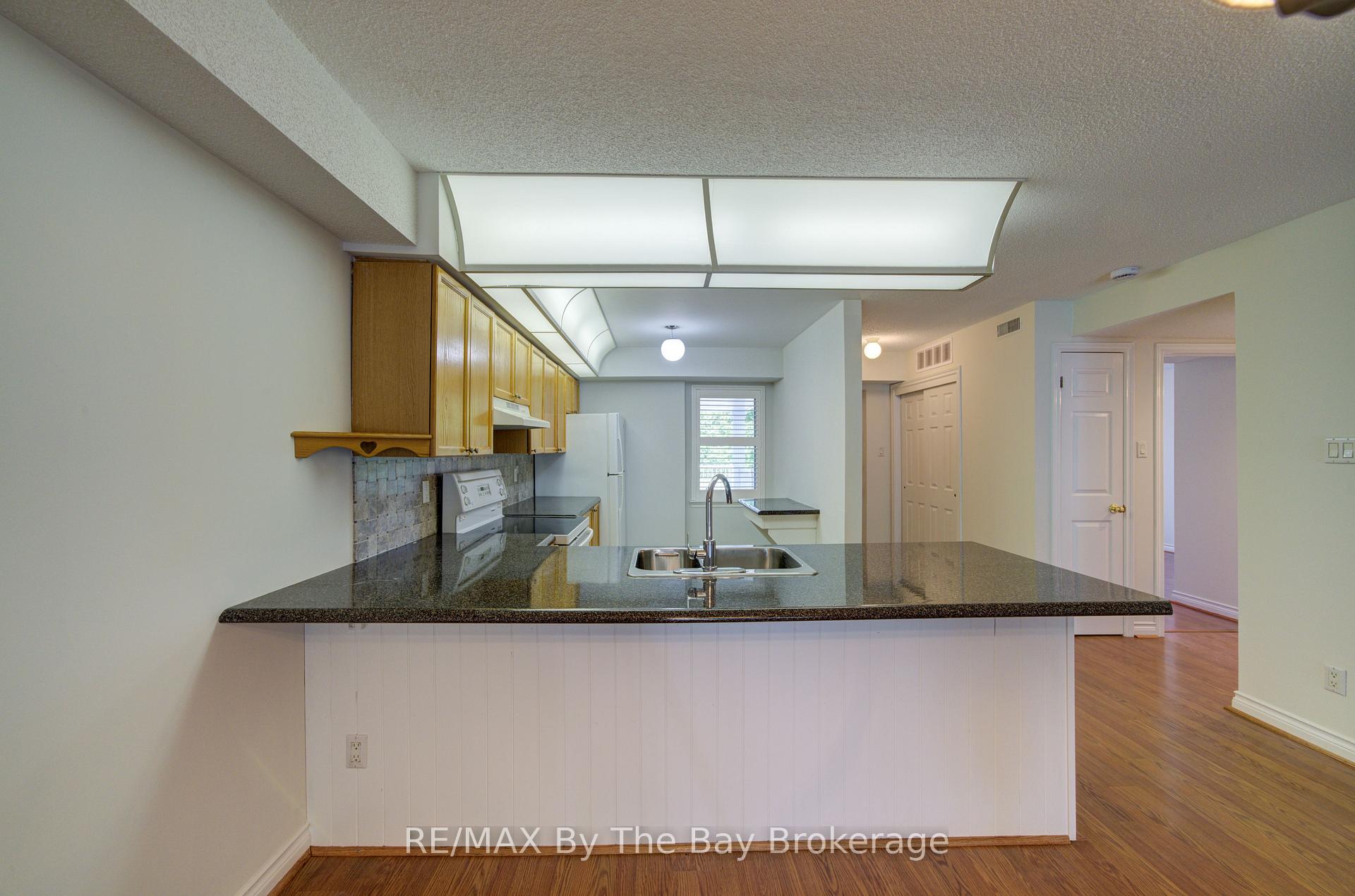 Photo 9 of Unit 8, 30 Mulligan Lane, Wasaga Beach — HOMEH