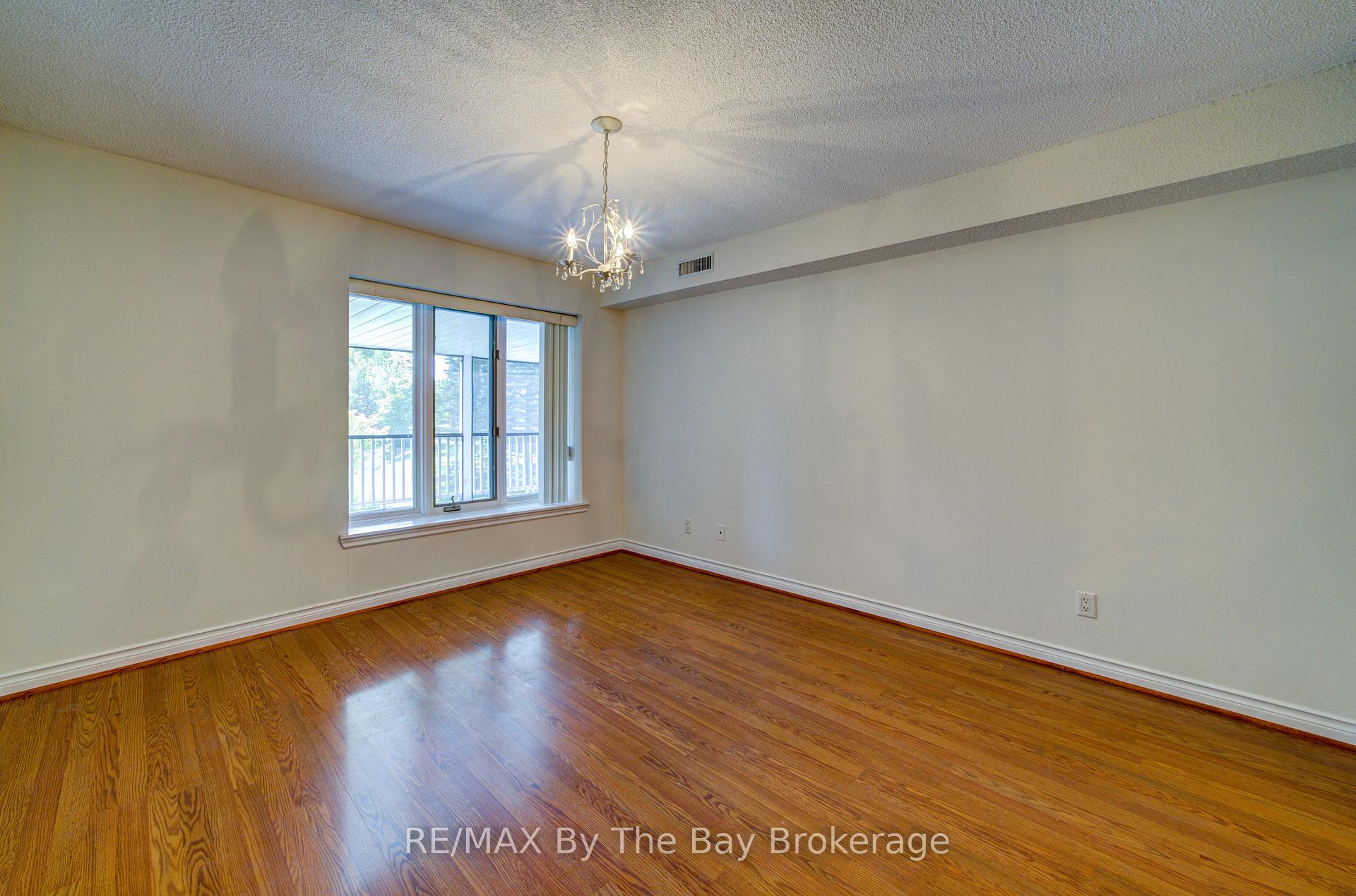 Photo 34 of Unit 8, 30 Mulligan Lane, Wasaga Beach — HOMEH