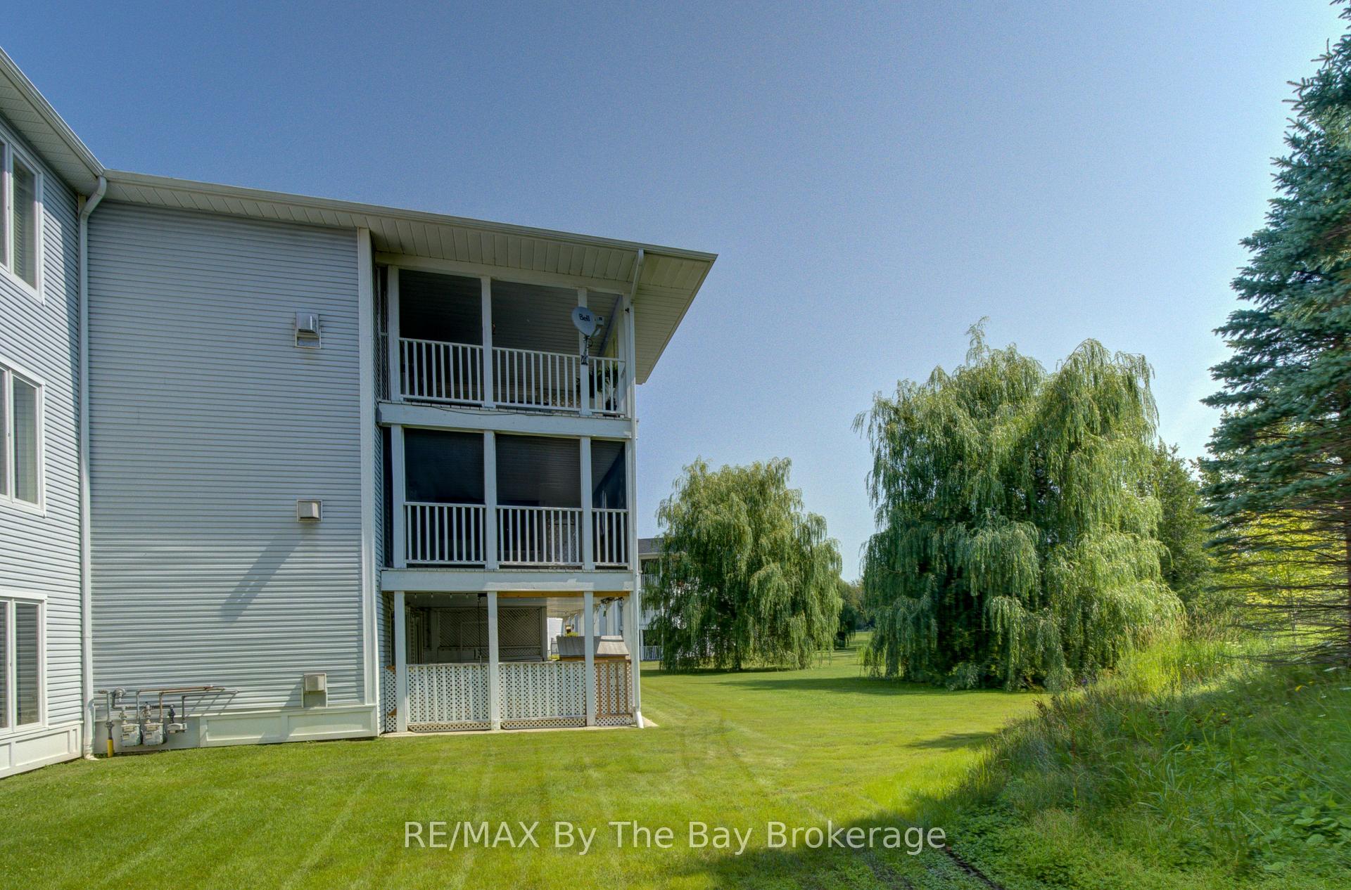 Photo 45 of Unit 8, 30 Mulligan Lane, Wasaga Beach — HOMEH