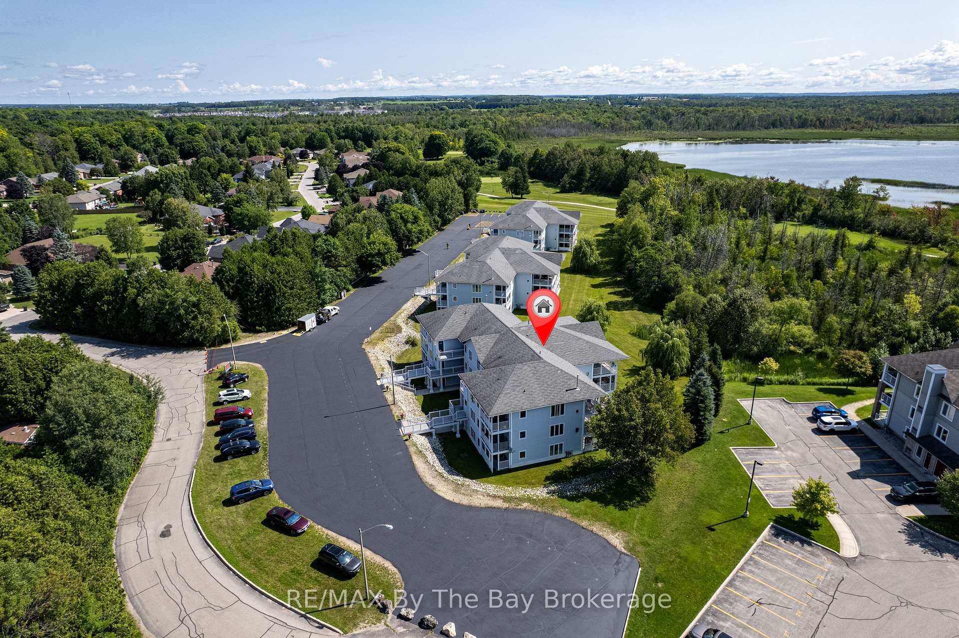 Photo 47 of Unit 8, 30 Mulligan Lane, Wasaga Beach — HOMEH