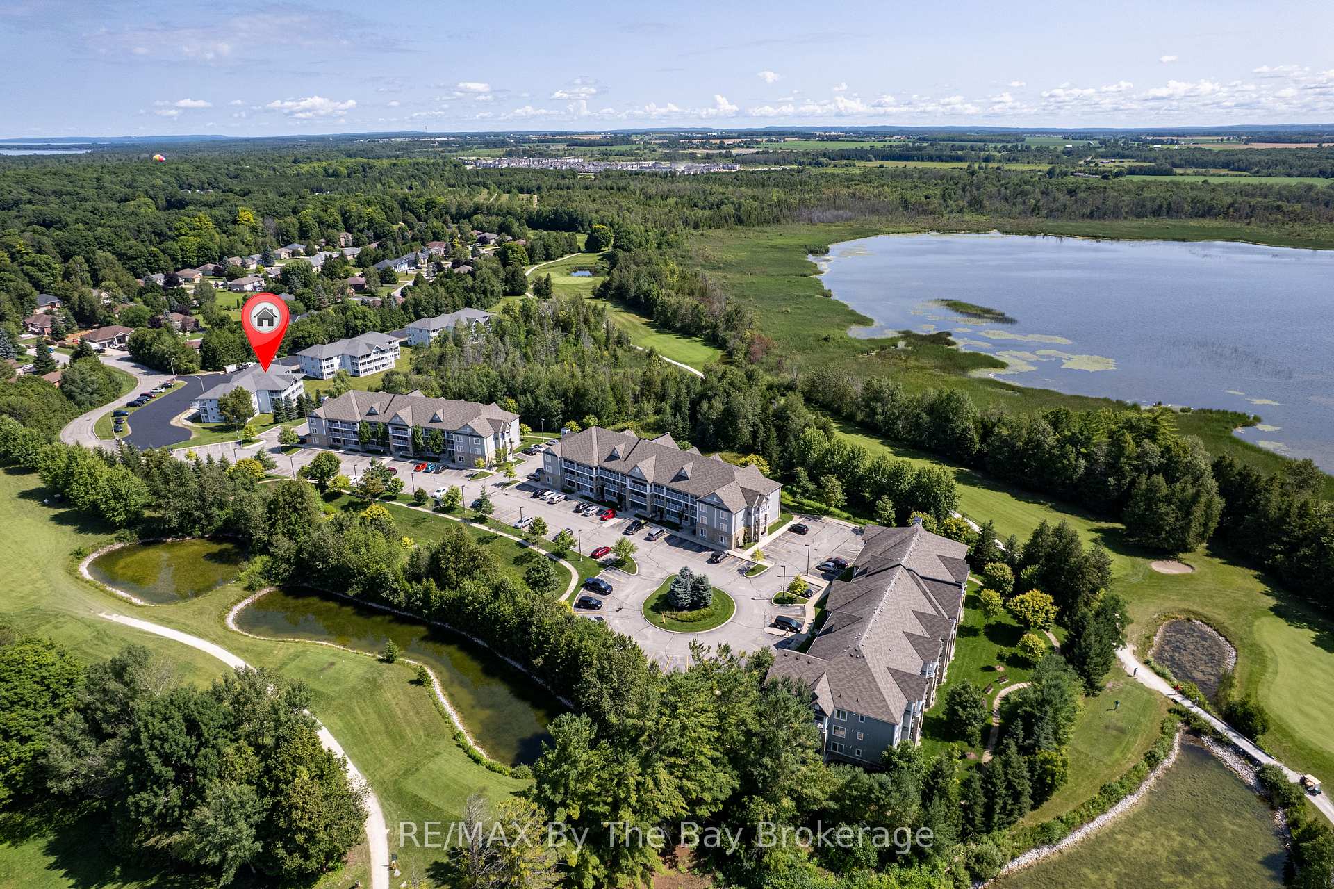Photo 48 of Unit 8, 30 Mulligan Lane, Wasaga Beach — HOMEH