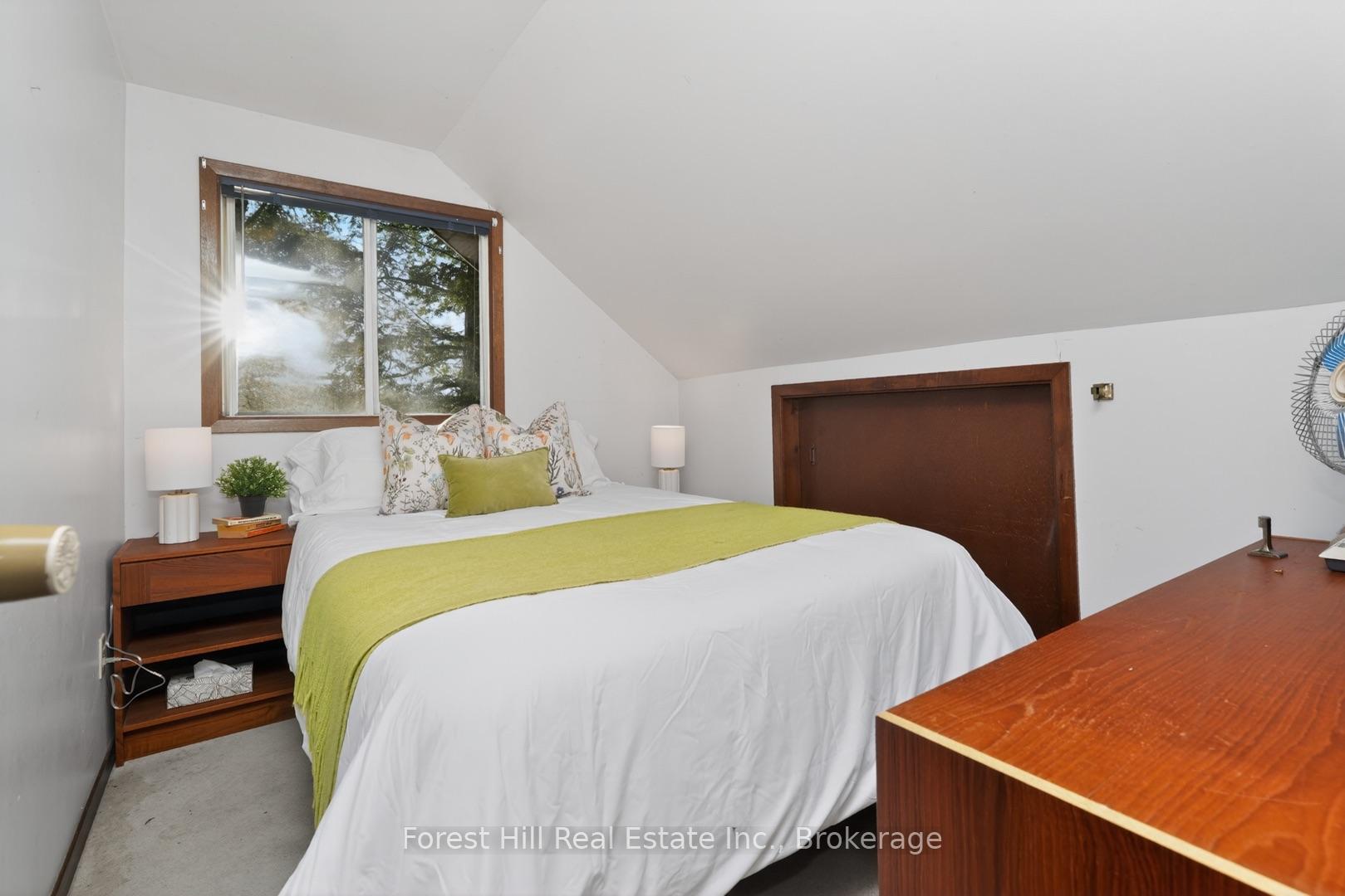Photo 20 of 136 Rock Point Road, Kearney, Proudfoot — HOMEH