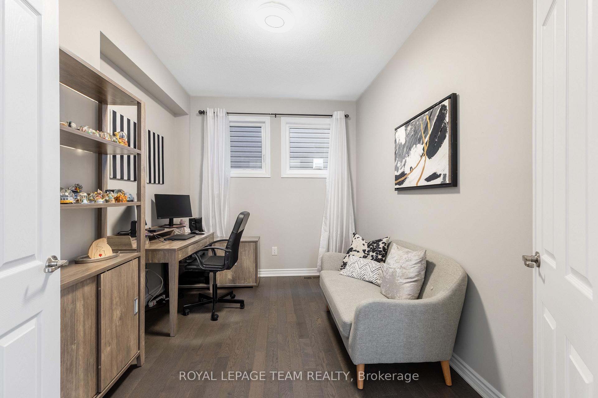 Photo 12 of 12 Oxalis Crescent, Ottawa, Kanata - Emerald Meadows/Trailwest — HOMEH