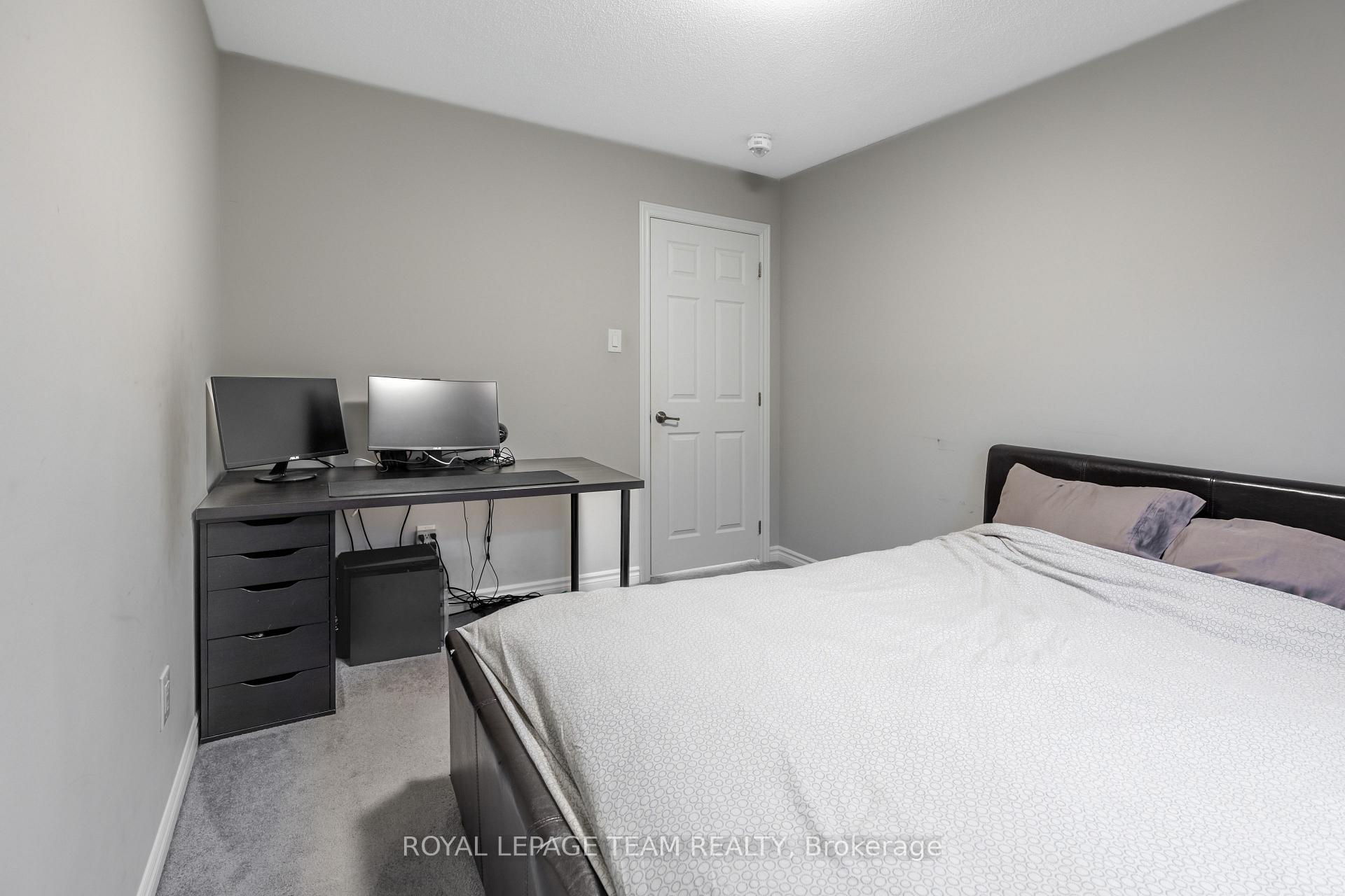 Photo 31 of 12 Oxalis Crescent, Ottawa, Kanata - Emerald Meadows/Trailwest — HOMEH