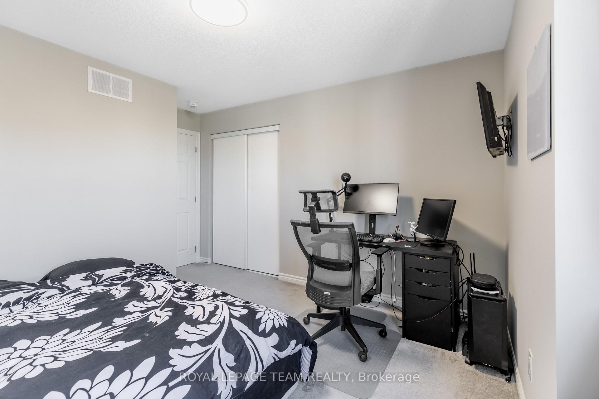 Photo 35 of 12 Oxalis Crescent, Ottawa, Kanata - Emerald Meadows/Trailwest — HOMEH