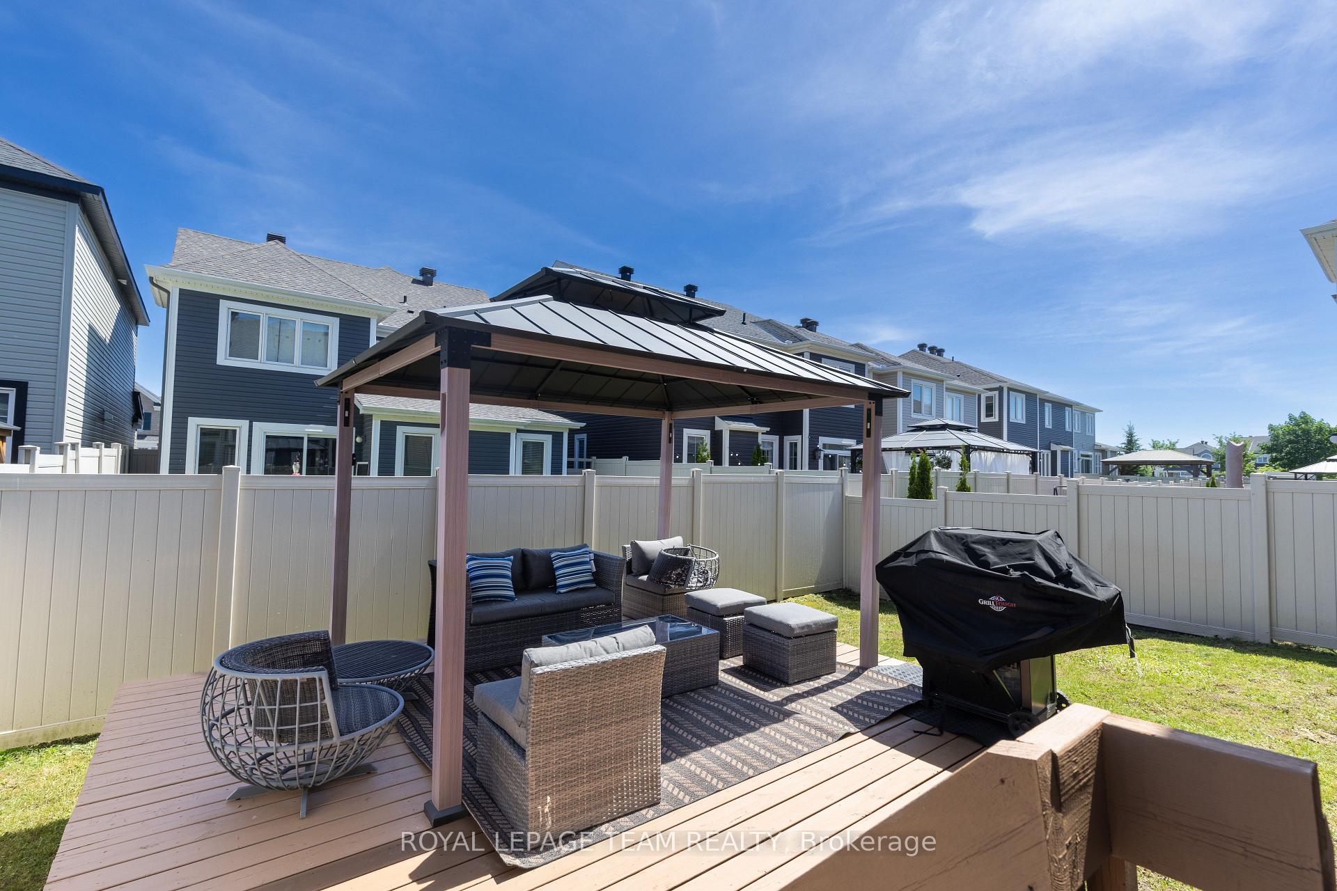 Photo 42 of 12 Oxalis Crescent, Ottawa, Kanata - Emerald Meadows/Trailwest — HOMEH