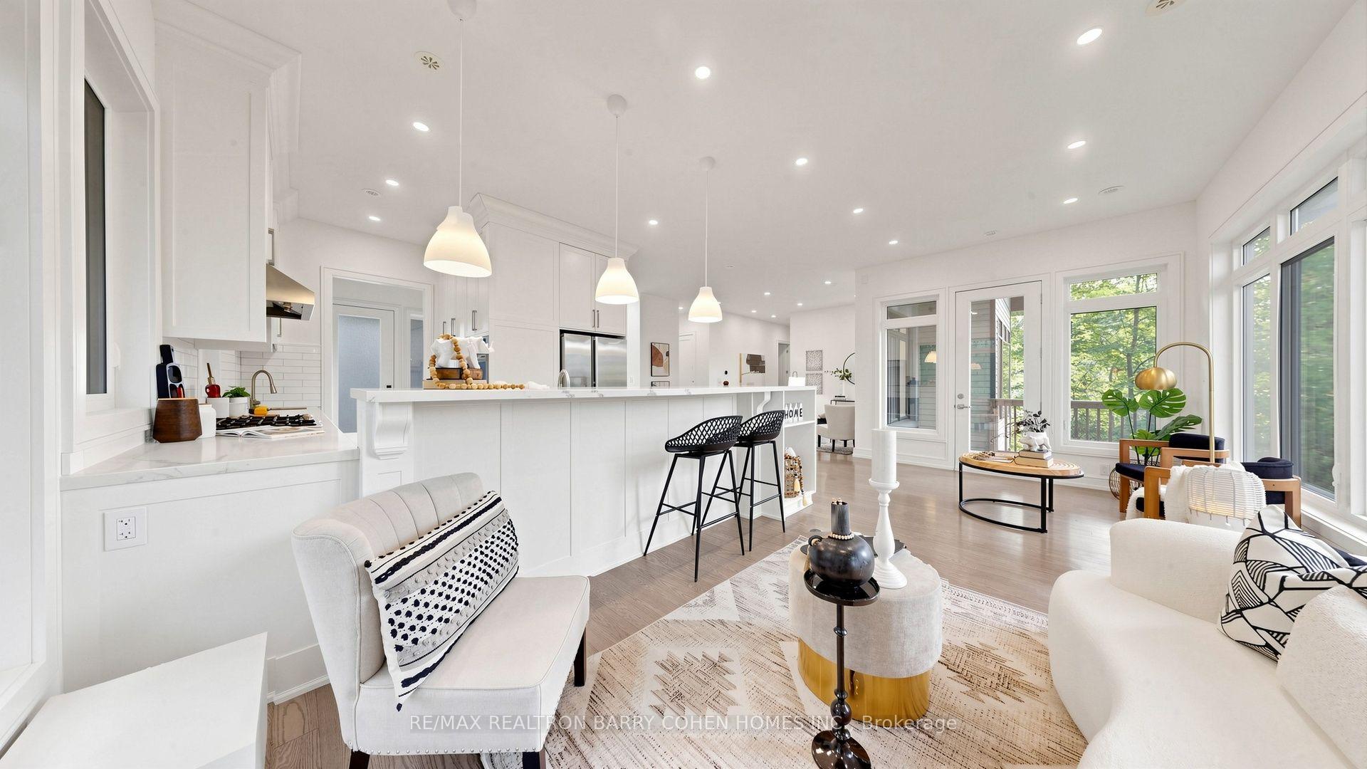 Photo 15 of 7 Greenbrook Drive, North York, Beechborough-Greenbrook — HOMEH