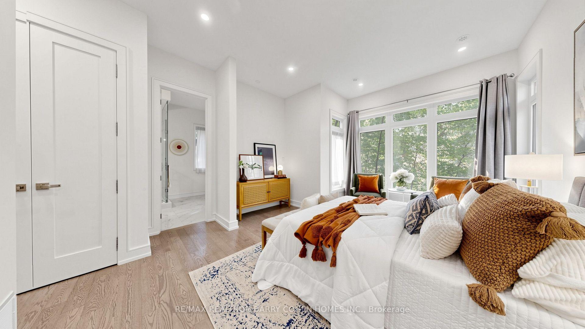 Photo 27 of 7 Greenbrook Drive, North York, Beechborough-Greenbrook — HOMEH