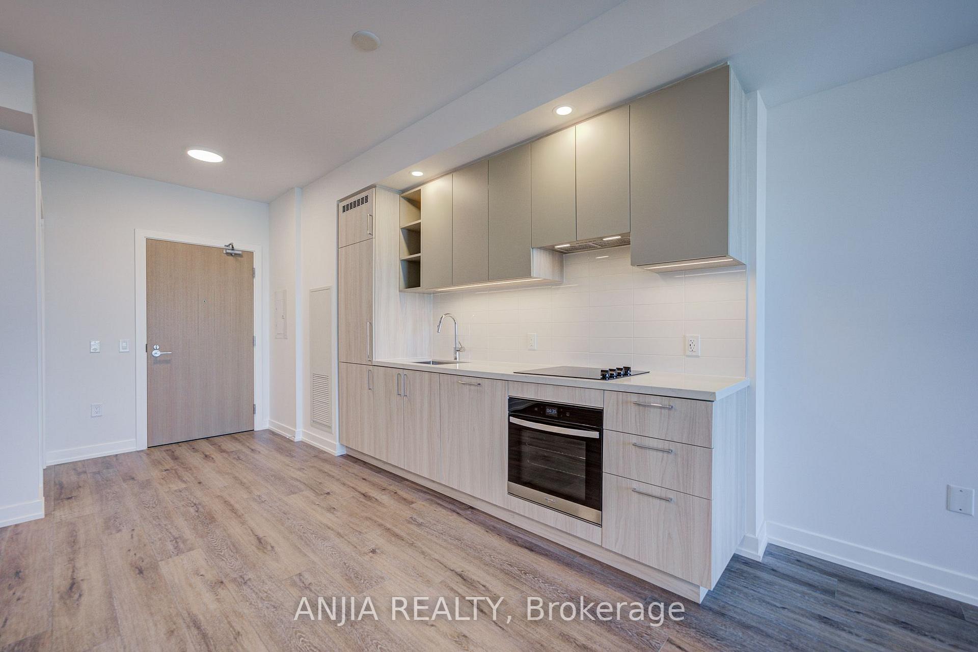 Photo 9 of Unit 1204, 5 Meadowdale Road, Vaughan, Vaughan Corporate Centre — HOMEH