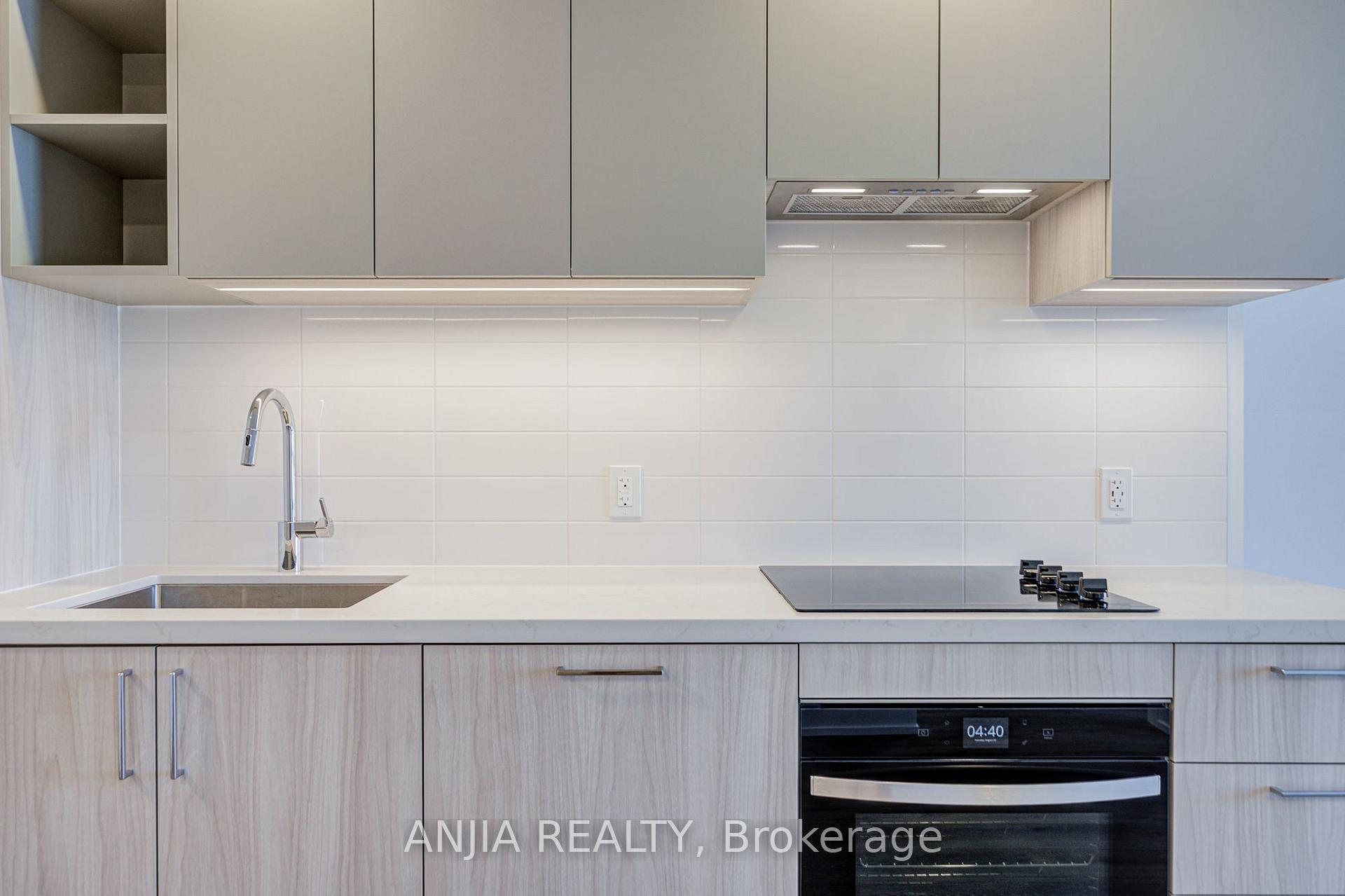 Photo 13 of Unit 1204, 5 Meadowdale Road, Vaughan, Vaughan Corporate Centre — HOMEH