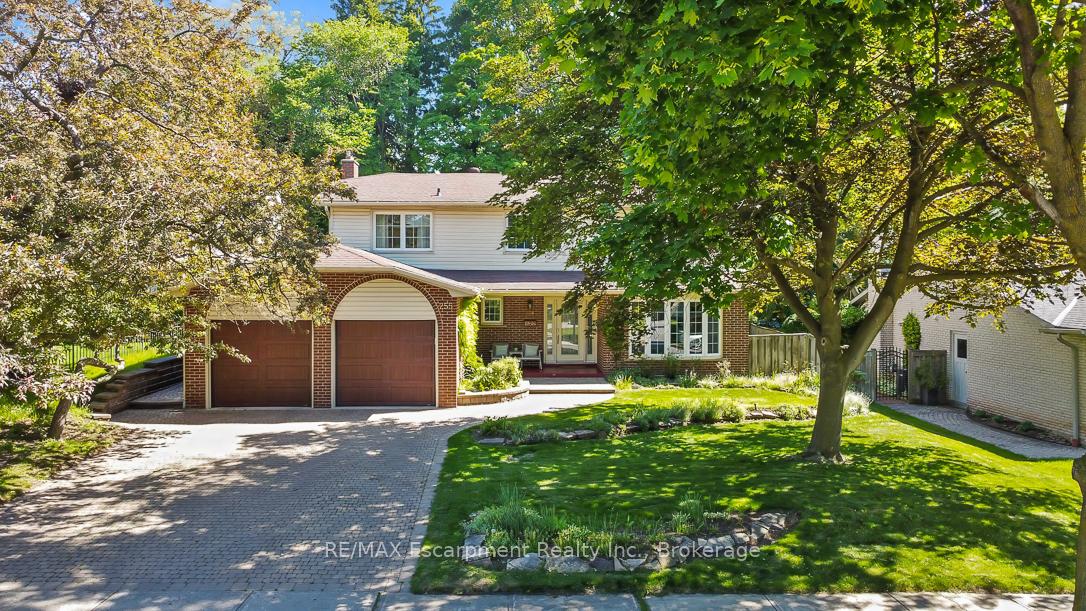 Photo 2 of 255 Spring Garden Road, Oakville, Southwest — HOMEH