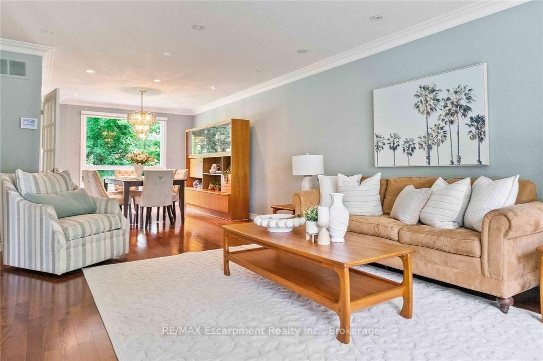 Photo 8 of 255 Spring Garden Road, Oakville, Southwest — HOMEH