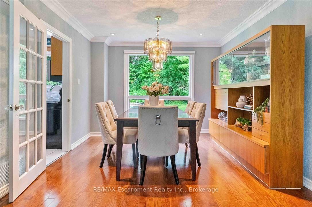 Photo 10 of 255 Spring Garden Road, Oakville, Southwest — HOMEH
