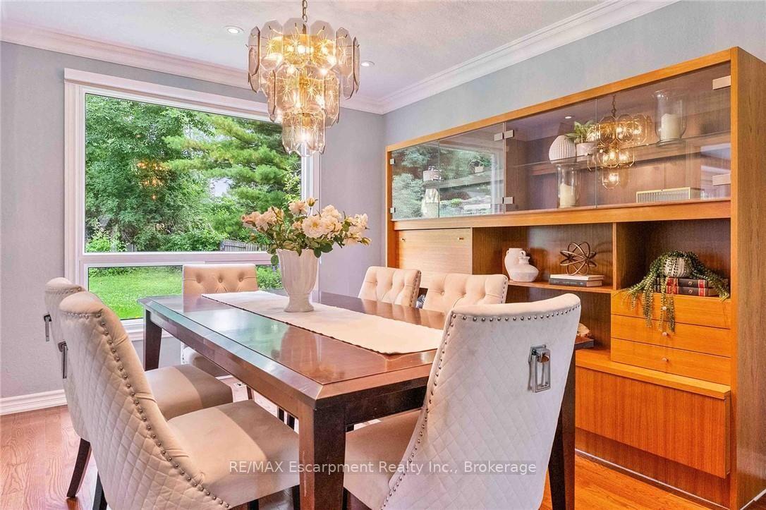 Photo 11 of 255 Spring Garden Road, Oakville, Southwest — HOMEH