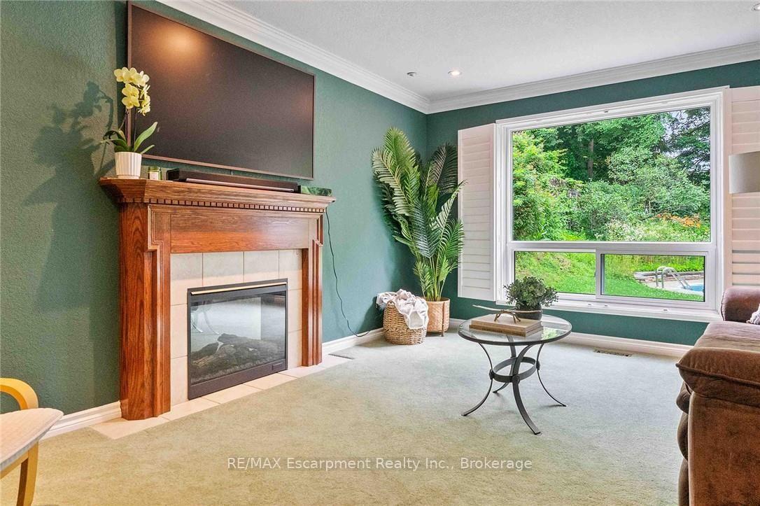 Photo 17 of 255 Spring Garden Road, Oakville, Southwest — HOMEH