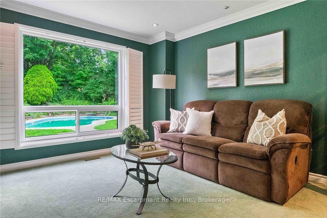 Photo 18 of 255 Spring Garden Road, Oakville, Southwest — HOMEH