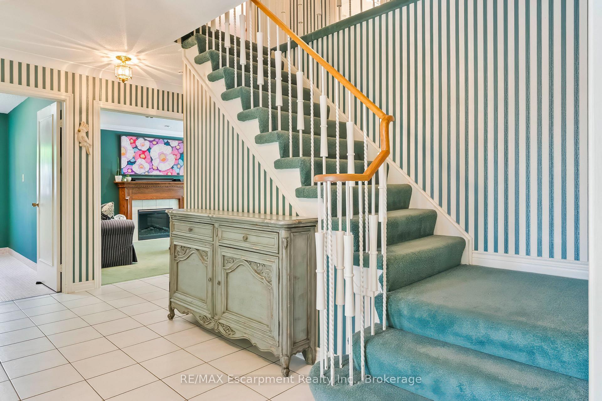 Photo 20 of 255 Spring Garden Road, Oakville, Southwest — HOMEH